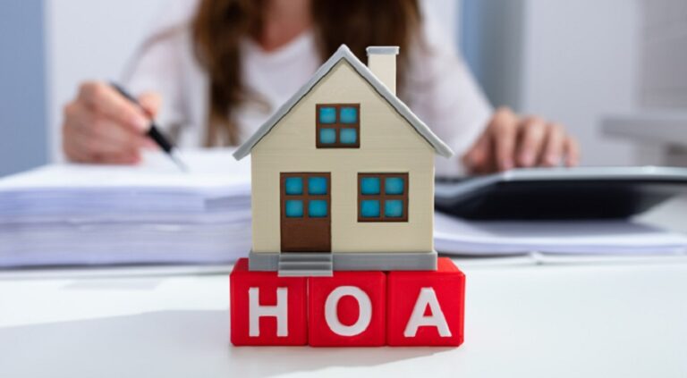 HOA Accountant